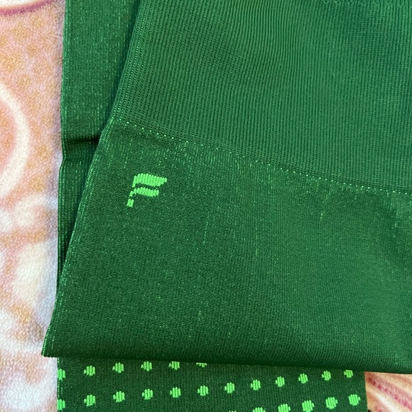 Fabletics 💪 Outfit - Picture 5 of 13